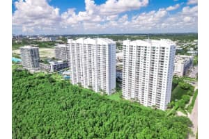 15051 Royal Oaks Ln 2301 North Miami, FL 33181 - MLS#A11908599