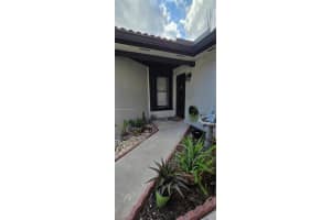 4860 Sw 152nd Pl F-92, Miami