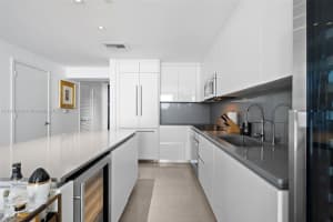 68 Se 6th St 2505 Miami, FL 33131 - MLS#A11908648