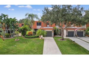1413 Sw 109th Way, Davie