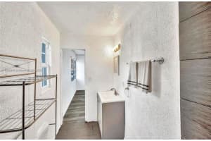 1001 N 16th Ct Fort Pierce, FL 34950 - MLS#A11908677