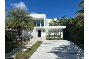 1325 Bay Dr, Miami Beach, FL 33141, - MLS#A11908689
