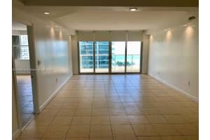 5750 Collins Ave APT 12H, Miami Beach, FL 33140, - MLS#A11908710