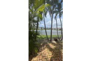 7844 Nw 114th Path 7844 Doral, FL 33178 - MLS#A11908748