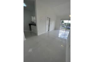 2001 Nw 96th Ter 10c Pembroke Pines, FL 33024 - MLS#A11908758