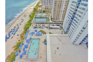 1890 S Ocean Dr 607 Hallandale Beach, FL 33009 - MLS#A11908788