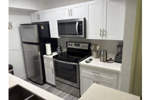 15560 SW 106th Ln APT 1310, Miami, FL 33196, - MLS#A11908805