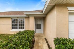 1392 Sw Sudder Ave Port Saint Lucie, FL 34953 - MLS#A11908829