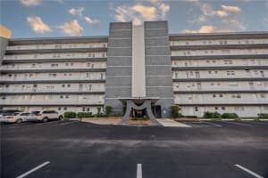 619 Ne 14th Ave 304 Hallandale Beach, FL 33009 - MLS#A11908837