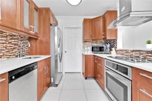 7711 Atlanta St Hollywood, FL 33024 - MLS#A11908849