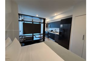 398 Ne 5th St 4516 Miami, FL 33132 - MLS#A11908924