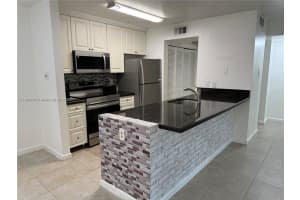10421 Sw 157th Pl 206, Miami 10421 Sw 157th Pl 206, Miami