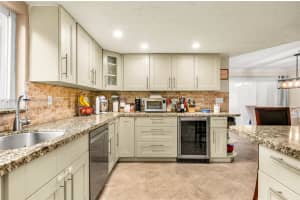 6797 SW 40th St #71, Davie, FL 33314, - MLS#A11908999