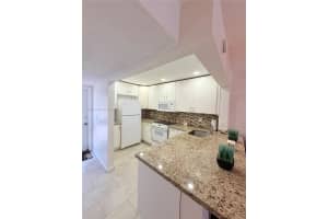 2081 S Ocean Dr 308 Hallandale Beach, FL 33009 - MLS#A11909032