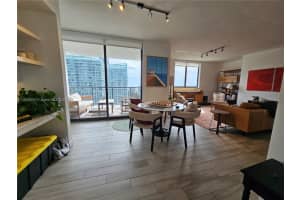 999 Sw 1st Ave 3004, Miami