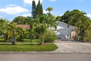 100 N Park Rd N, Royal Palm Beach