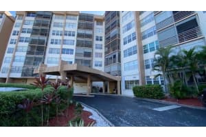 1100 St Charles Pl, Pembroke Pines, FL 33026, - MLS#A11909071