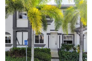 2221 Se 26th Ln Homestead, FL 33035 - MLS#A11909073