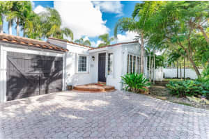2379 Overbrook St Coconut Grove, FL 33133 - Off Market