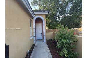 2288 Ne 42nd Ave Homestead, FL 33033 - MLS#A11909118