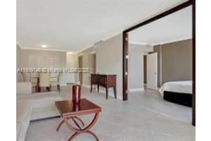 1455 N Treasure Dr 3r North Bay Village, FL 33141 - MLS#A11909146