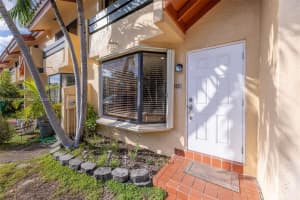 10037 Sw 77th Ct Miami, FL 33156 - MLS#A11909163