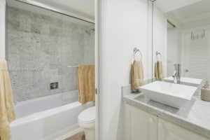 1121 Crandon Blvd APT D206, Key Biscayne, FL 33149, - MLS#A11909232