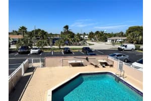 1100 SE 4th Ave APT 10, Deerfield Beach, FL 33441, - MLS#A11909249