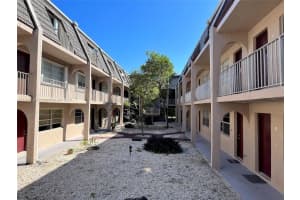 1100 SE 4th Ave APT 10, Deerfield Beach, FL 33441, - MLS#A11909249