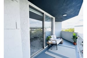 1750 W 46th St APT 535, Hialeah, FL 33012, - MLS#A11909251