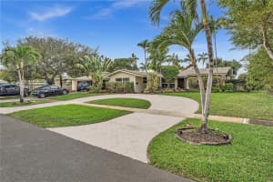 2114 N 44th Ave, Hollywood, FL 33021, - MLS#A11909264