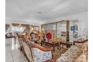 560 Ne 77th St Miami, FL 33138 - MLS#A11909273