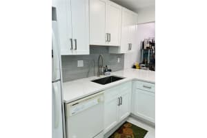 8380 Sands Point Blvd J109 Tamarac, FL 33321 - MLS#A11909291