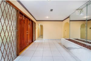 8100 Sw 34th St Miami, FL 33155 - MLS#A11909298