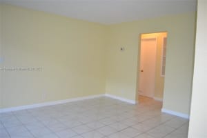 112 Sw 19th Ave 1-2 Fort Lauderdale, FL 33312 - MLS#A11909299