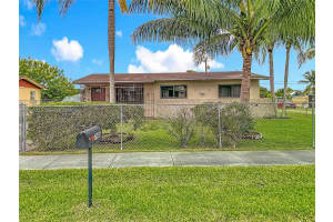 748 Nw 2nd St Florida City, FL 33034 - MLS#A11909327