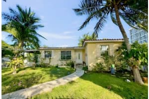 2701 SW 29th Ave, Miami, FL 33133, - MLS#A11909329