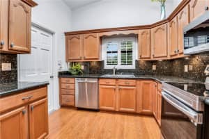 6530 NW 4th St, Plantation, FL 33317, Sold 12/17/25