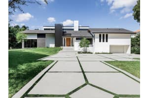 7910 Los Pinos Cir Coral Gables, FL 33143 - MLS#A11909351