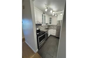 8411 Nw 8th St 203 Miami, FL 33126 - MLS#A11909359