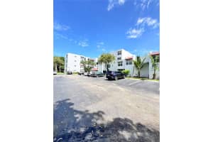 9441 Evergreen Pl 206, Davie