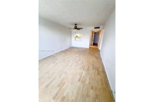 9441 Evergreen Pl APT 206, Davie, FL 33324, - MLS#A11909385