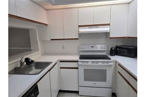 300 SW 130th Terrace APT 413B, Pembroke Pines, FL 33027, - MLS#A11909405