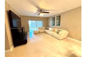 4400 Hillcrest Dr 617b Hollywood, FL 33021 - MLS#A11909406