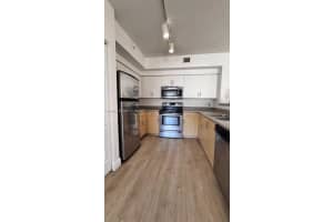 7930 N Nob Hill Rd 106, Tamarac