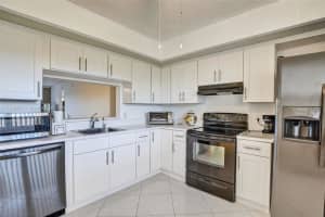 13105 SW 16th Ct APT 407L, Pembroke Pines, FL 33027, - MLS#A11909435