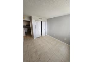 7872 Sonoma Springs Circle 105 Lake Worth, FL 33463 - MLS#A11909446