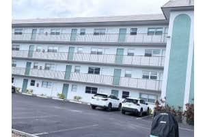 4311 Crystal Lake Dr 120 Deerfield Beach, FL 33064 - MLS#A11909512