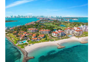 19116 Fisher Island Dr 19116, Miami Beach