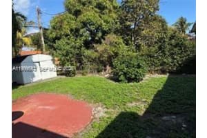 1077 NE 157th Ter, North Miami Beach, FL 33162, - MLS#A11909553